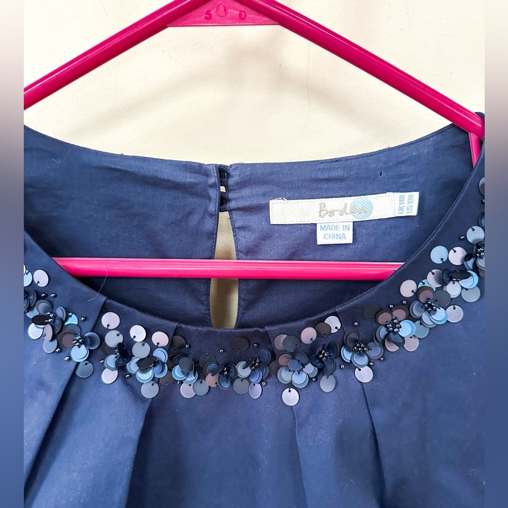 Boden navy blue, sleeveless, mid length, sheath dress. Sequin detail around neck - Picture 2 of 6